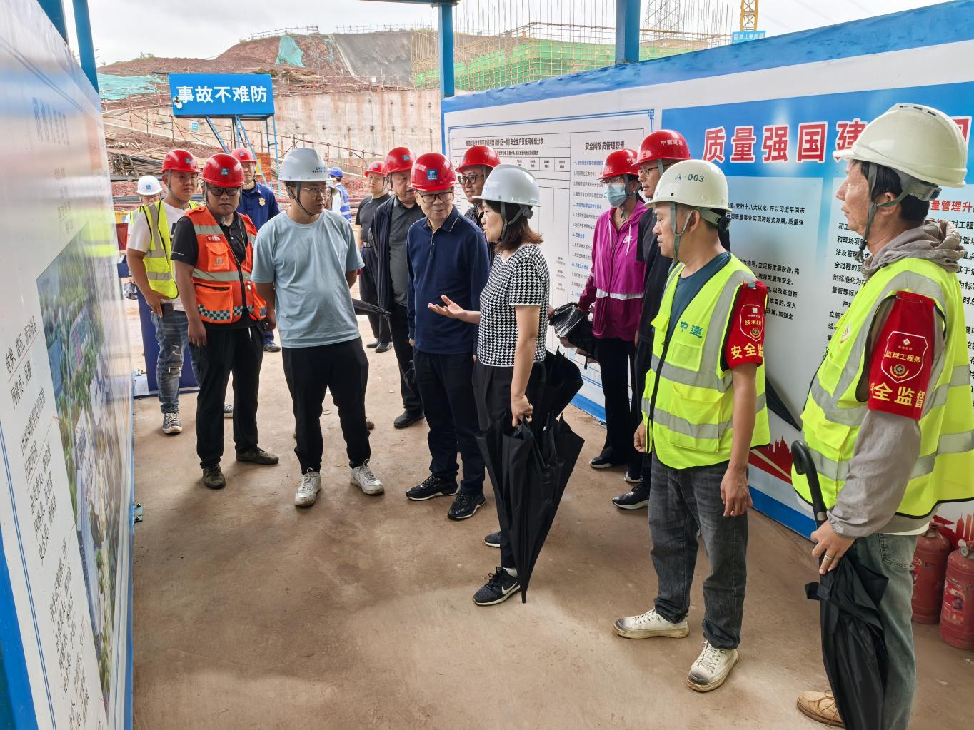 织密安全“防护网” 把好消防“源头关” 州住建局陈斌局长率队开展违规动火作业专项联合执法检查